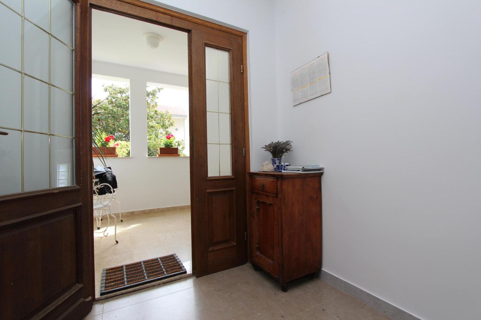 Rooms And Apartments Dino โรวีน ห้อง รูปภาพ