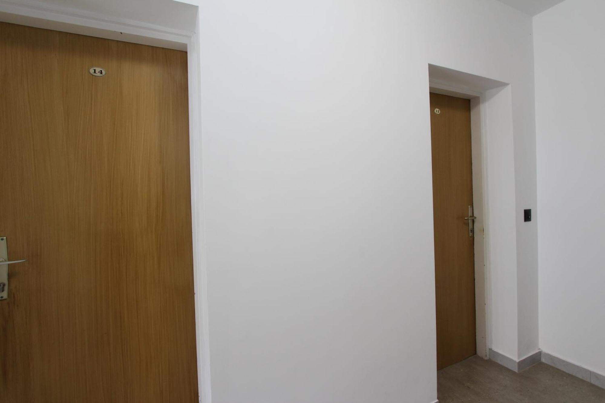 Rooms And Apartments Dino โรวีน ห้อง รูปภาพ